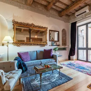  Apartment Trastevere Elegant